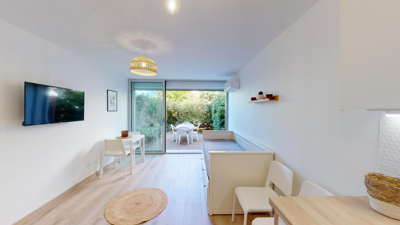 Magnifique Rez De Jardin 4 Couchages Lägenhet Agde Exteriör bild