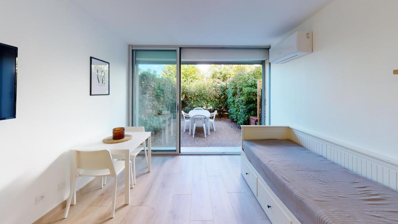 Magnifique Rez De Jardin 4 Couchages Lägenhet Agde Exteriör bild